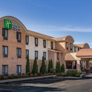 Holiday Inn Express Hotel & Suites Canton By Ihg
